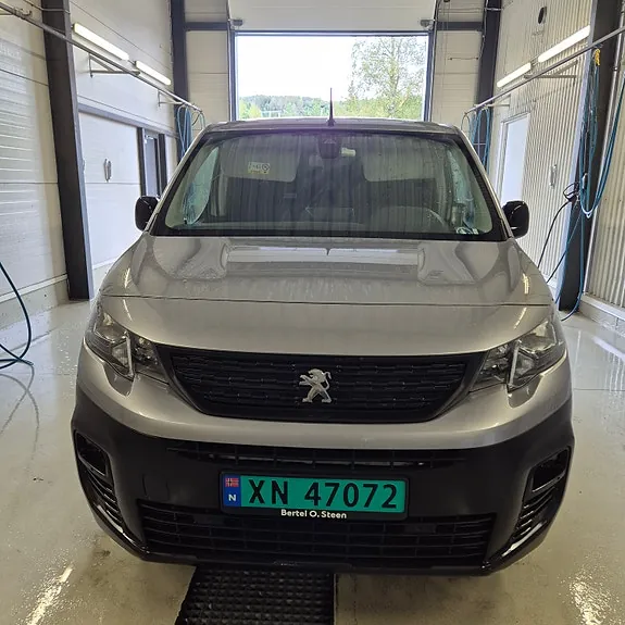 Peugeot Partner 2023 photo 2