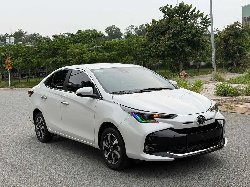 Toyota Vios 2025 photo 2