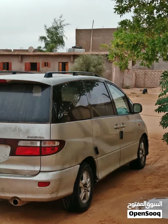 Toyota Previa 2005 photo 4