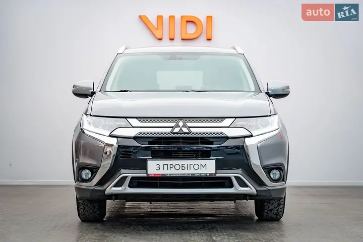 Mitsubishi Outlander 2019 photo 4