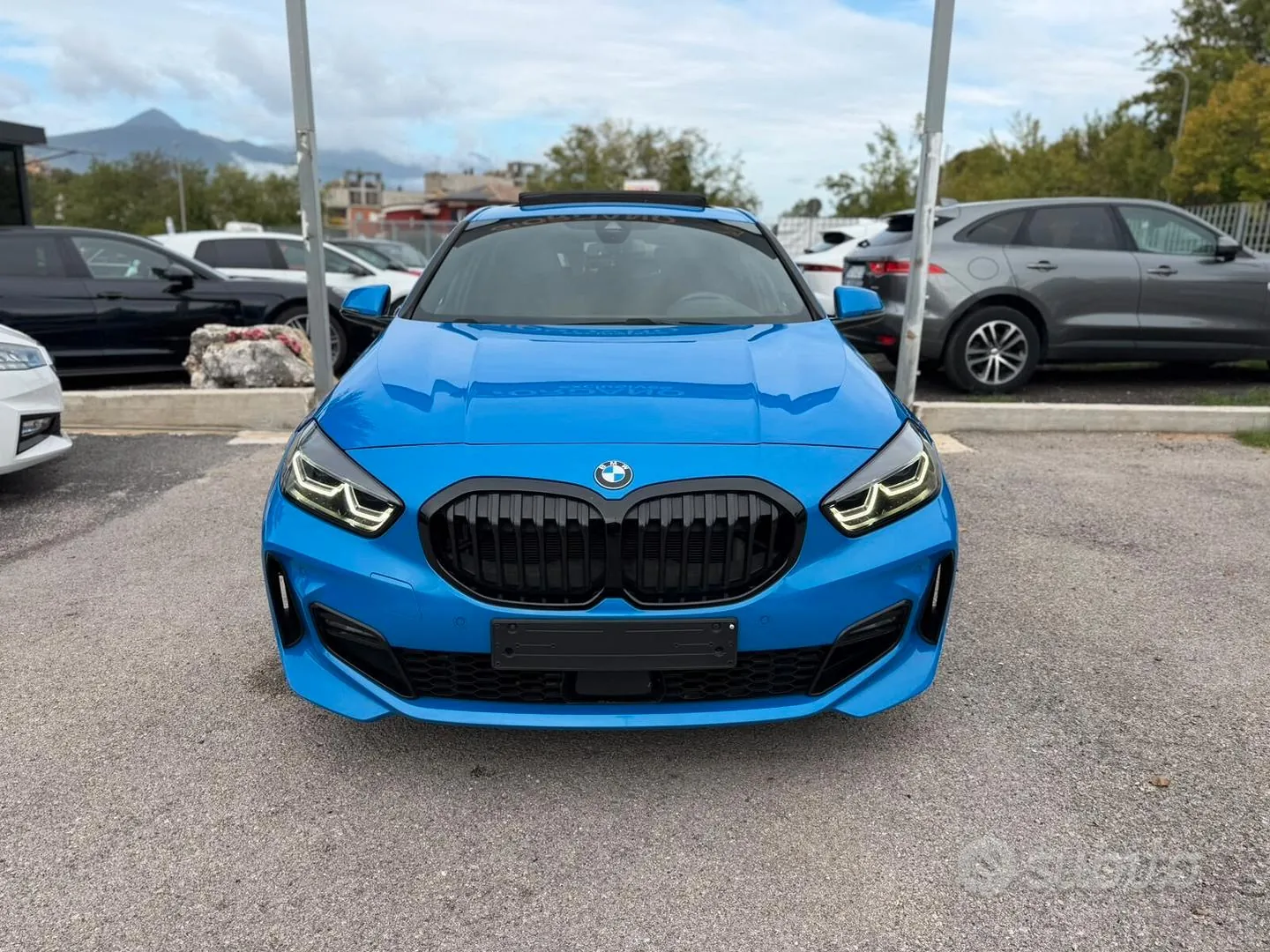 BMW 118I 2022 photo 2