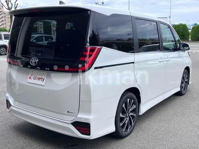Toyota Noah 2026 photo 4