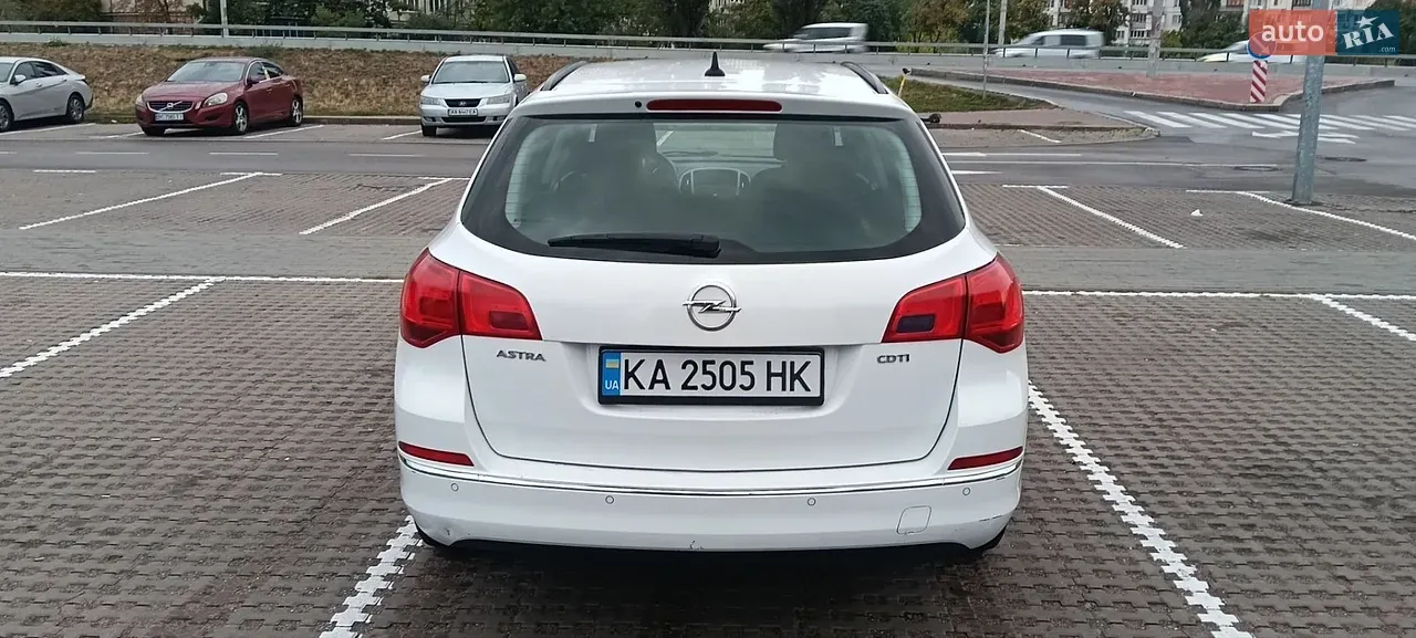 Opel Astra 2015 photo 4