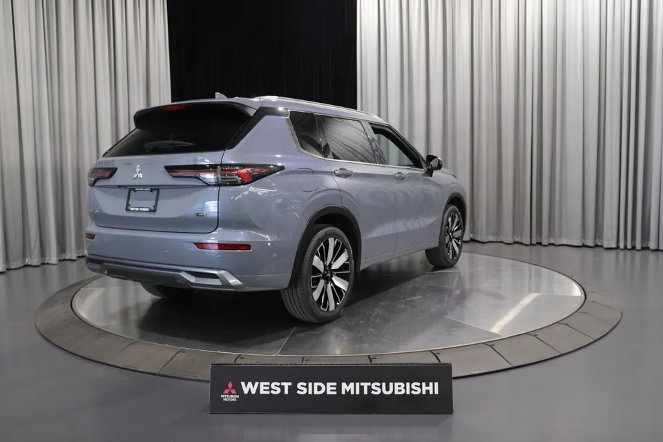 Mitsubishi Outlander 2026 photo 5