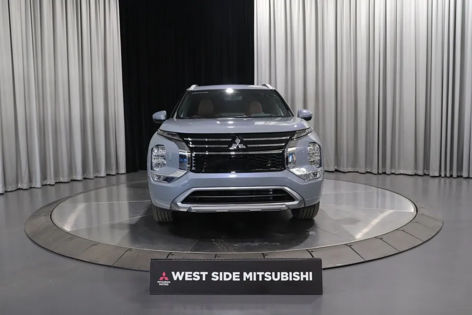 Mitsubishi Outlander 2026 photo 2
