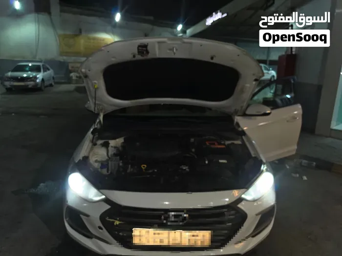 Hyundai Elantra 2018 photo 4