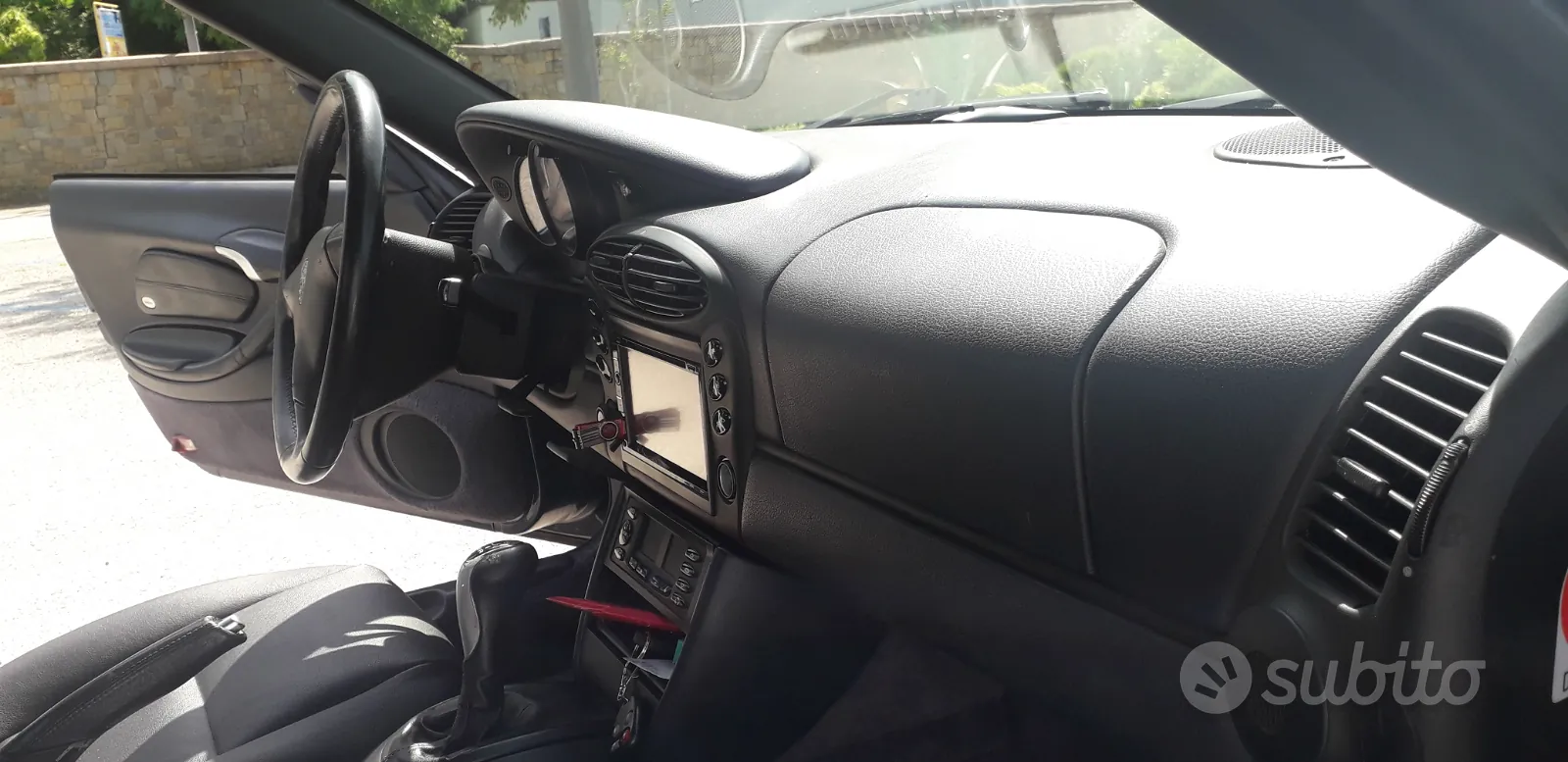 Porsche Boxster 2000 photo 2