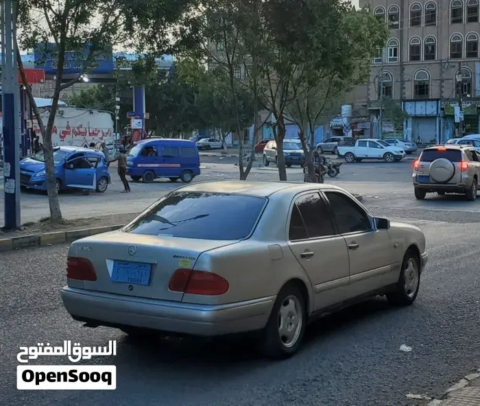 Mercedes-Benz E-Class 1999 photo 3