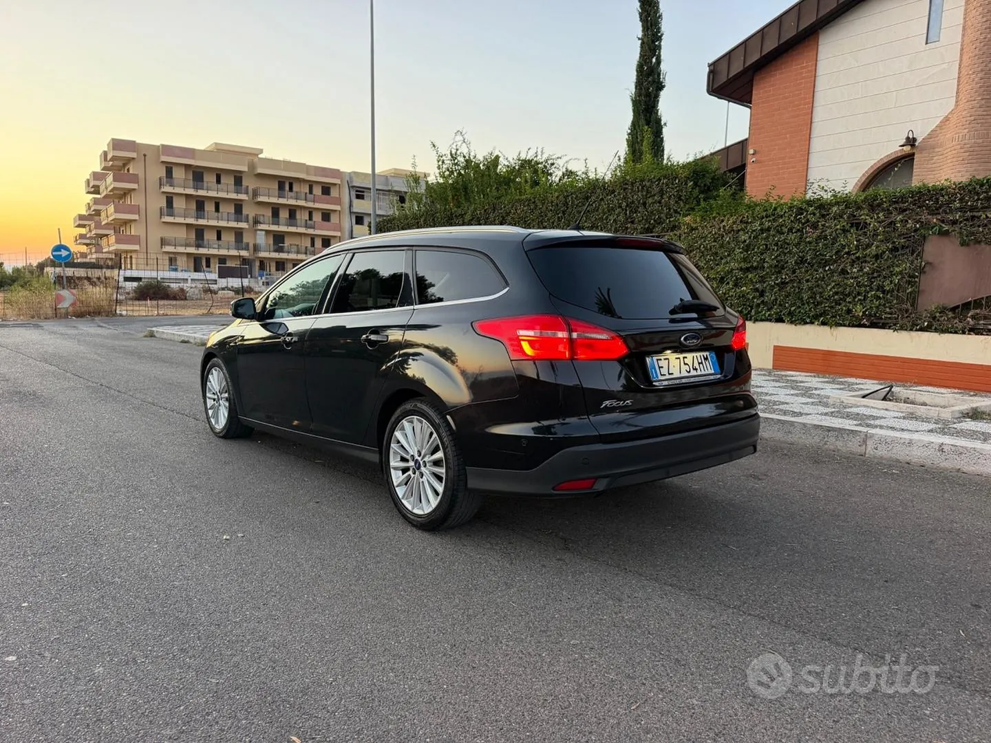 Ford Focus 2015 photo 2