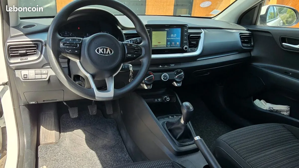 Kia Stonic 2018 photo 3
