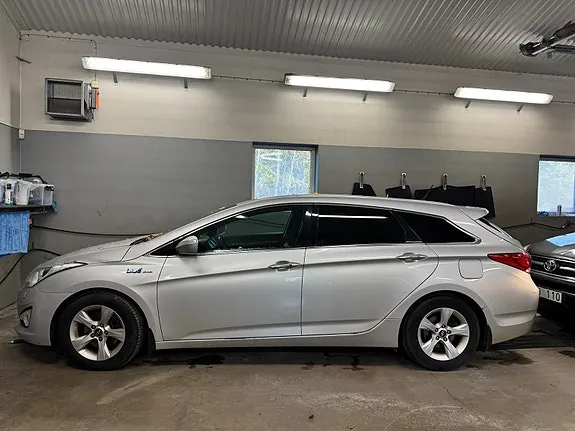 Hyundai I40