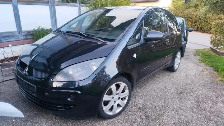 Mitsubishi Colt