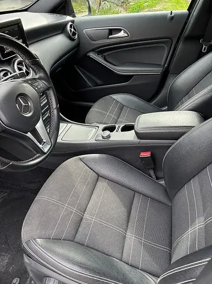 Mercedes-Benz A 200 D 2014 photo 4