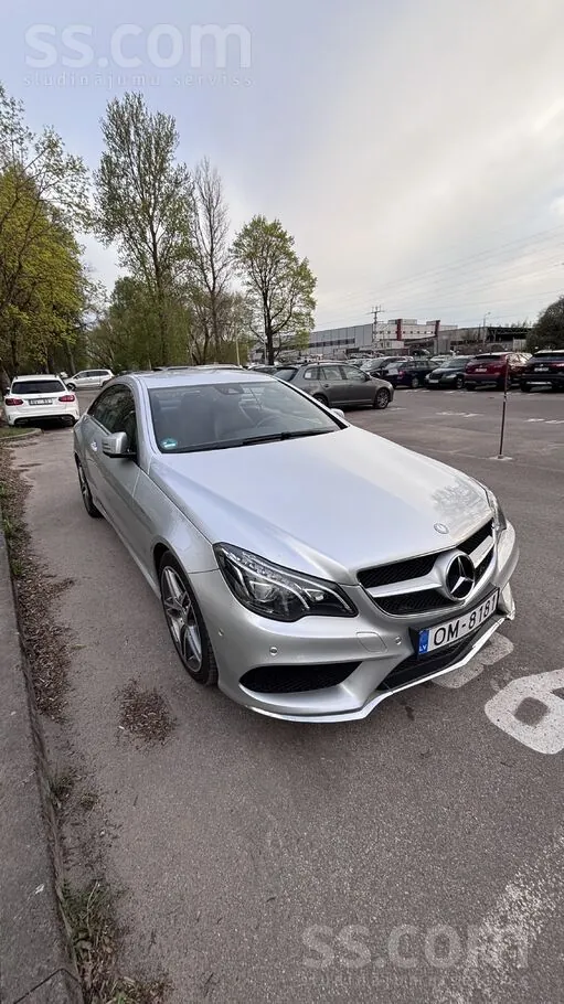 Mercedes-Benz E200 2017 photo 4