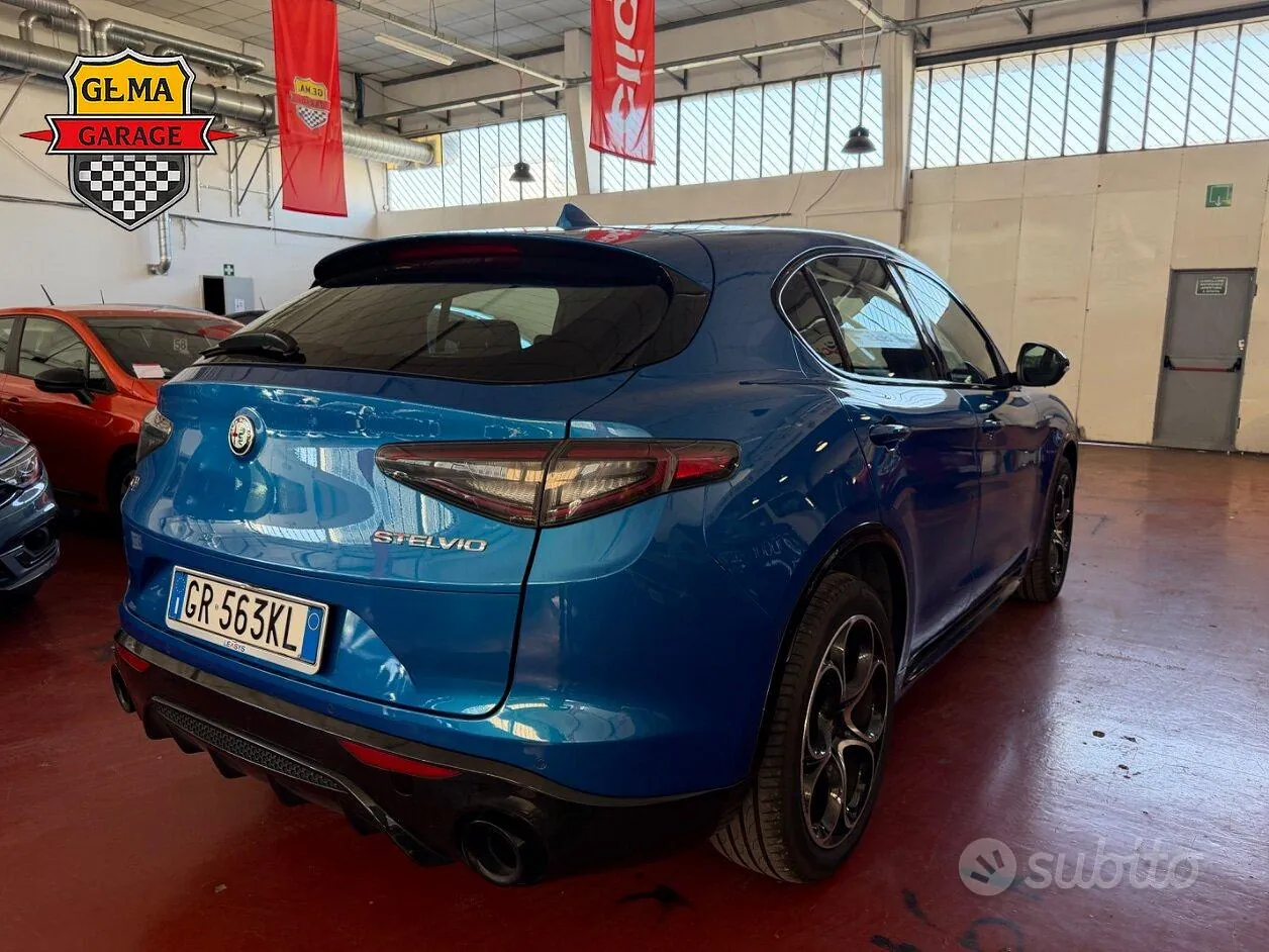 Alfa Romeo Stelvio 2023 photo 4