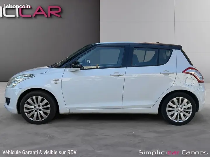 Suzuki Swift 2012 photo 4