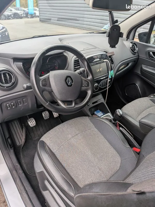 Renault Captur 2019 photo 3