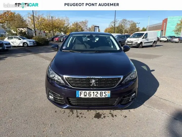 Peugeot 308 2020 photo 2