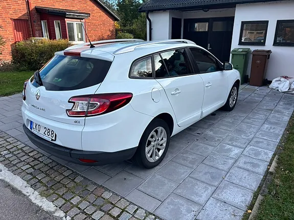 Renault Megane Iii 2013 photo 2