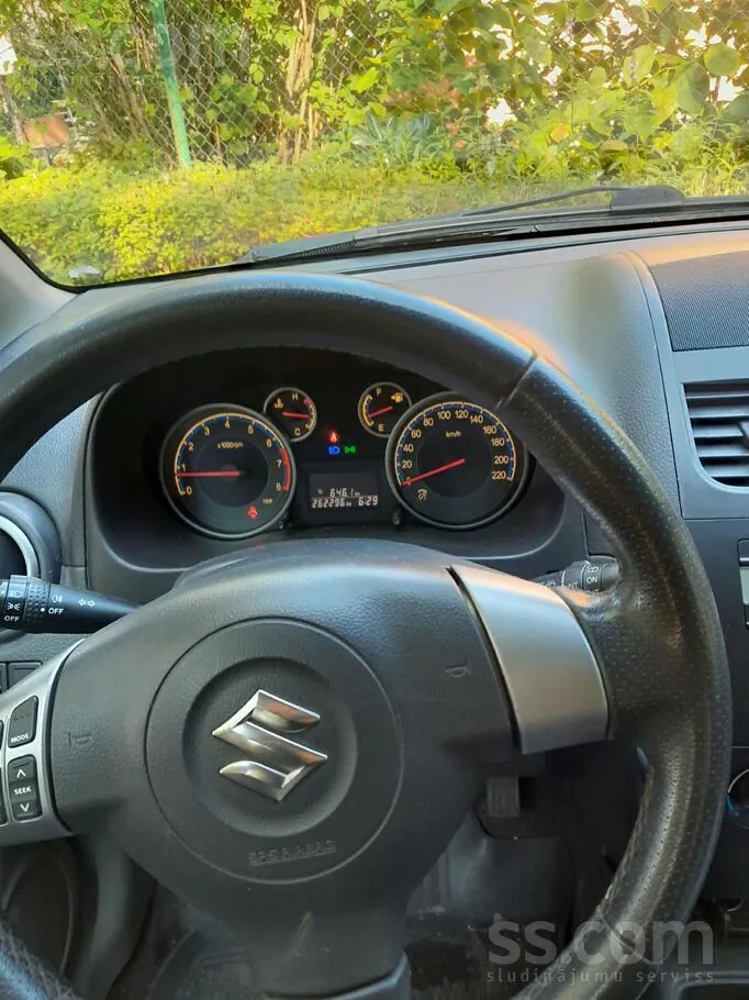 Suzuki Sx4 2013 photo 5