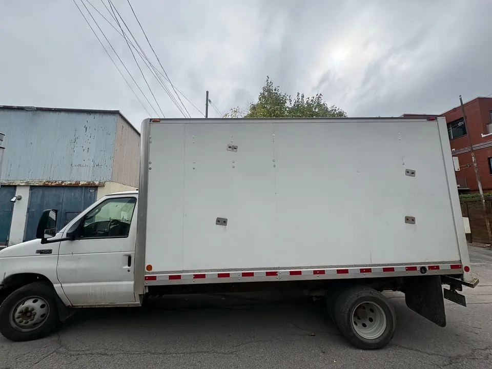 Ford E-450