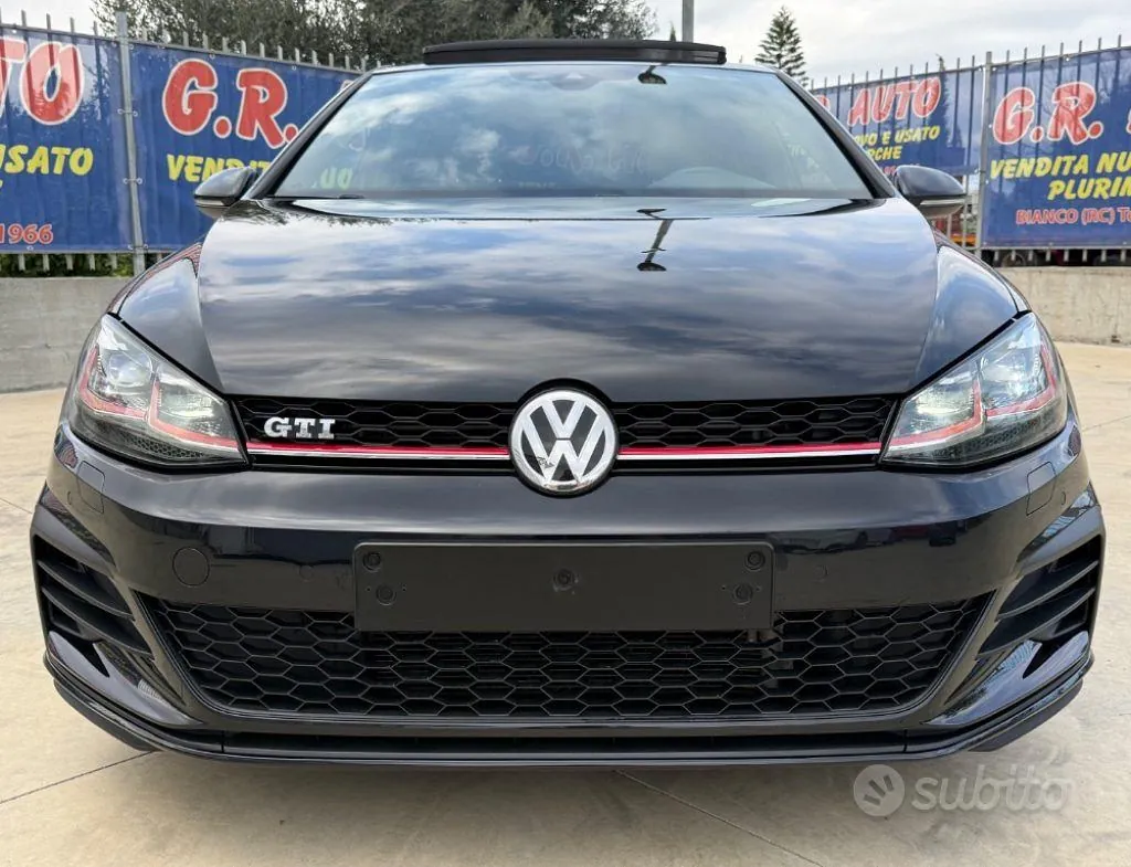 Volkswagen Golf Gti 2017 photo 2