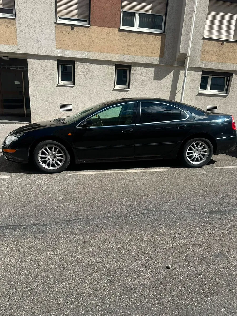 Chrysler 300 M