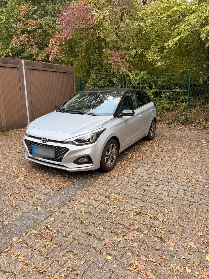 Hyundai I20