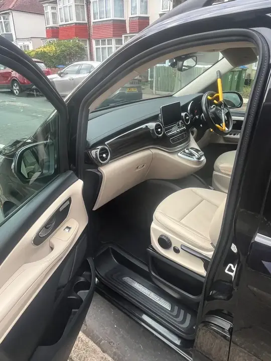 Mercedes-Benz V-Class 2017 photo 4