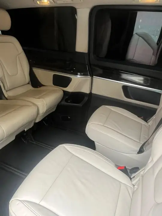Mercedes-Benz V-Class 2017 photo 5