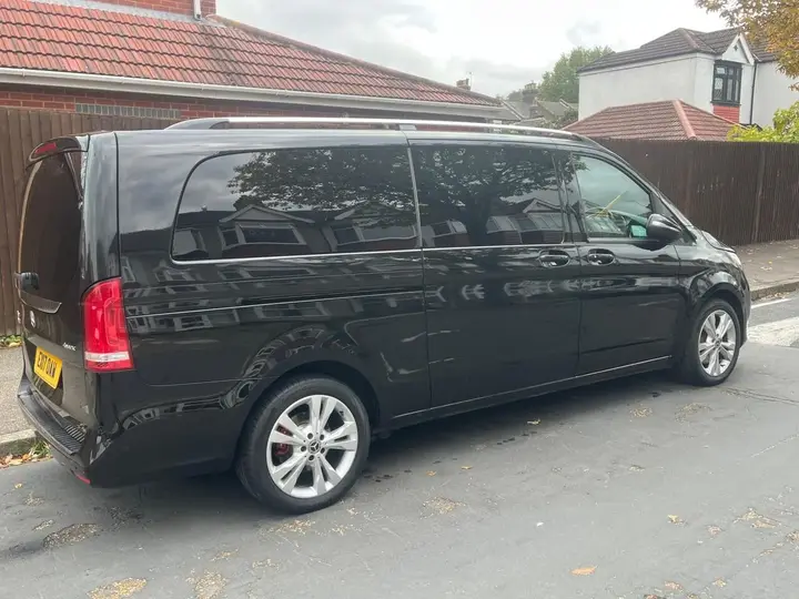 Mercedes-Benz V-Class 2017 photo 3