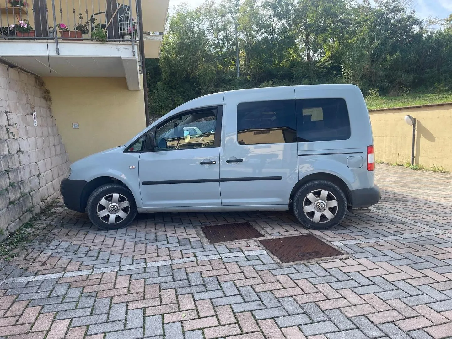 Volkswagen Caddy 2007 photo 2