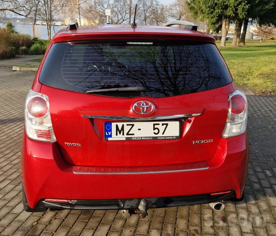 Toyota Verso 2013 photo 5