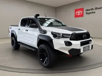 Toyota Hilux 2022 photo 2