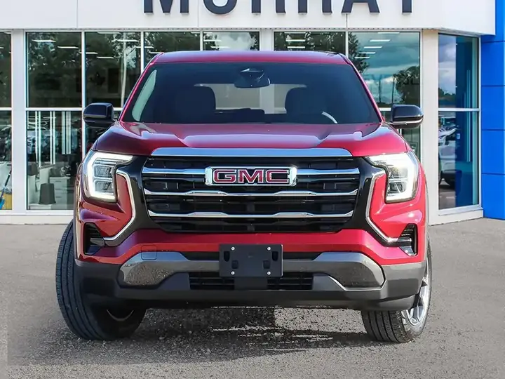 GMC Terrain 2027 photo 2