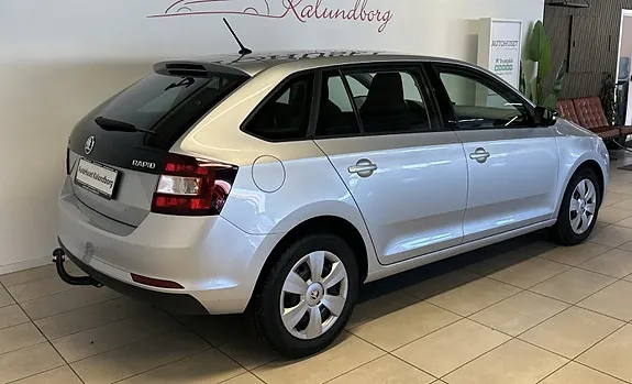 Skoda Rapid 2017 photo 5