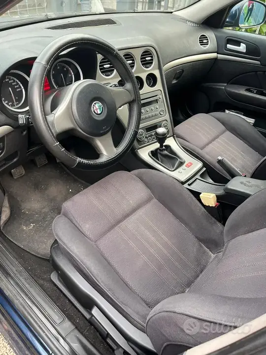 Alfa Romeo 159 2008 photo 5