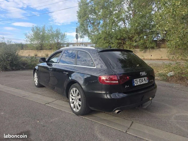 Audi A4 2008 photo 2