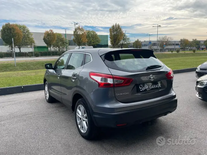 Nissan Qashqai 2015 photo 4
