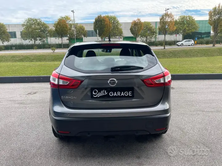 Nissan Qashqai 2015 photo 5