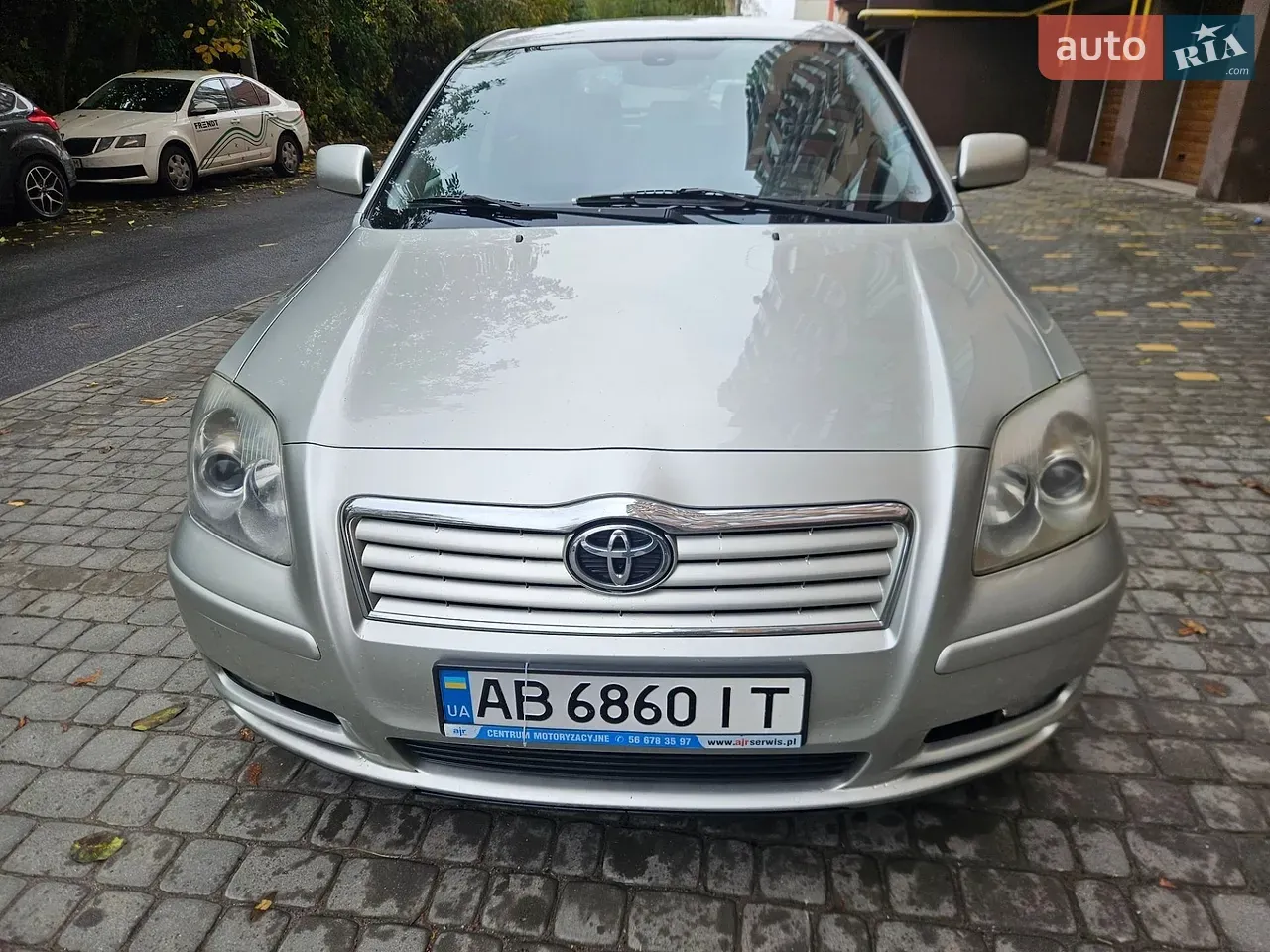 Toyota Avensis 2004 photo 5