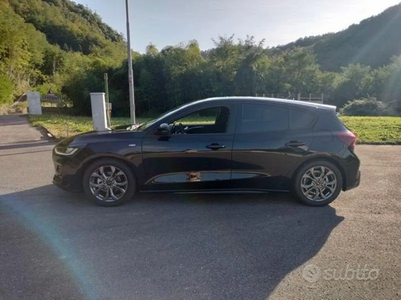 Ford Focus 2025 photo 5