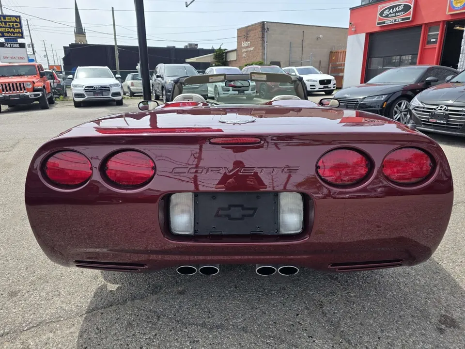 Chevrolet Corvette 2003 photo 5