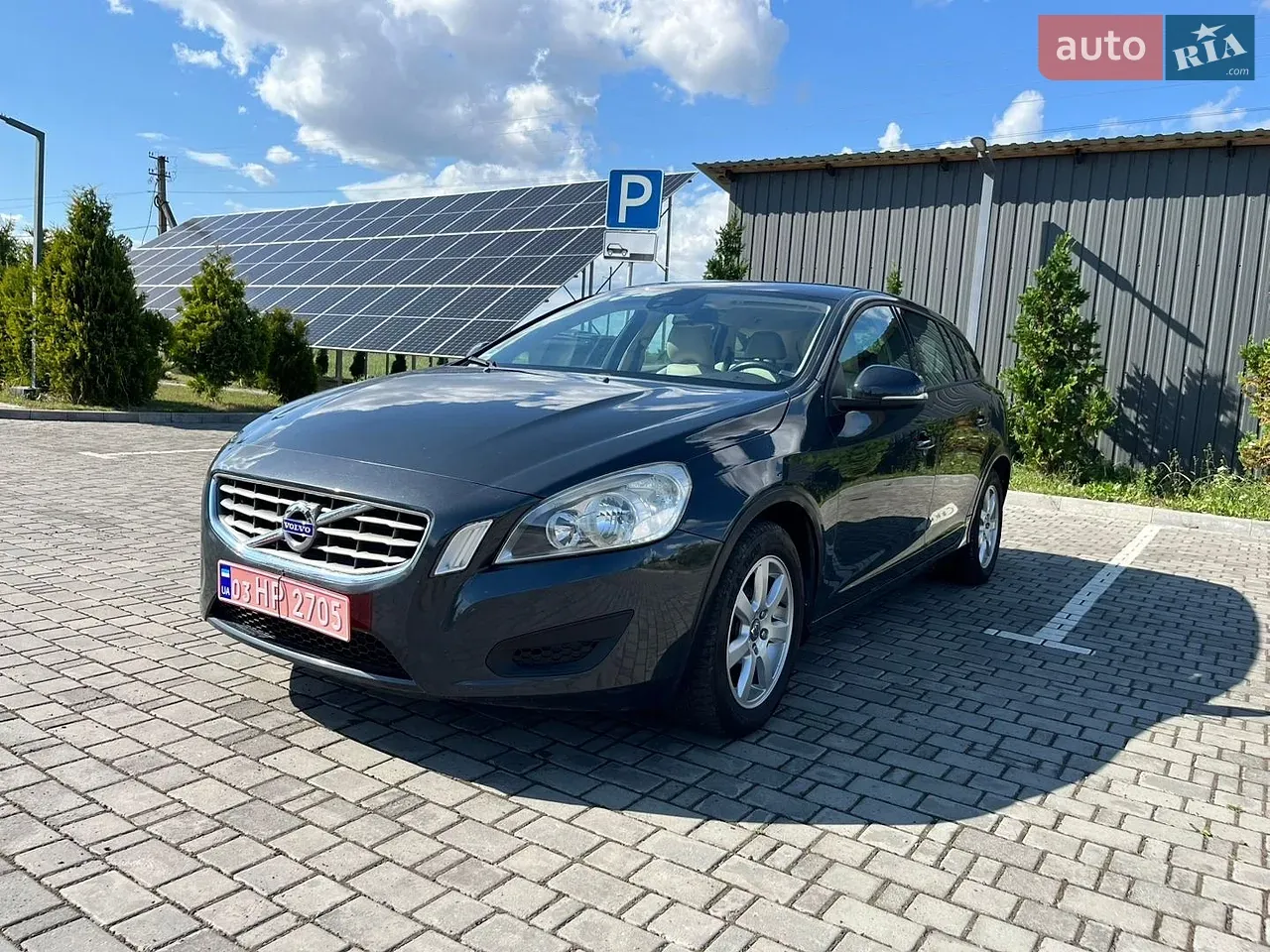 Volvo V60 2013 photo 3