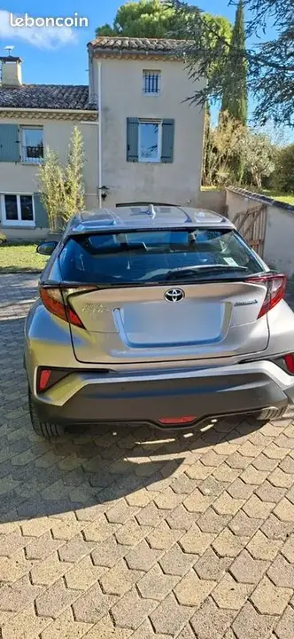 Toyota C-Hr 2021 photo 2