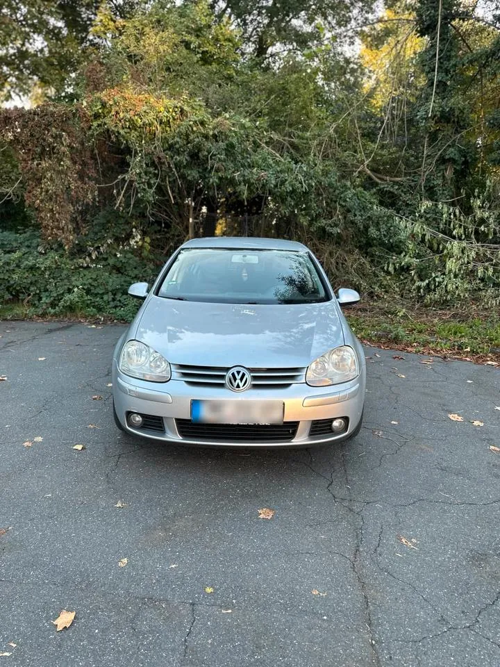 Volkswagen Golf V