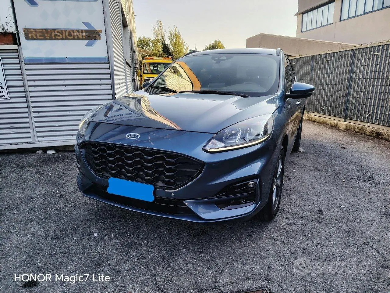 Ford Kuga 2023 photo 3