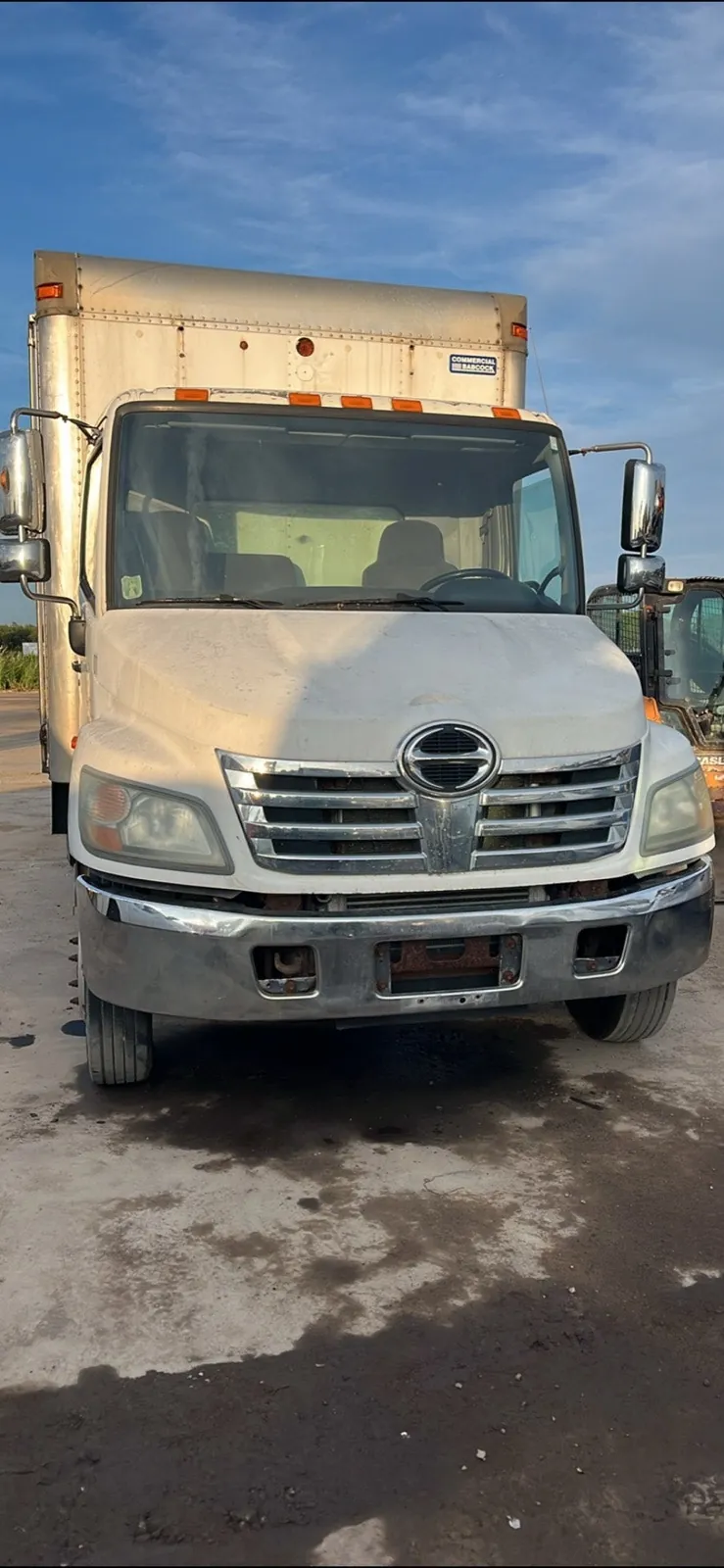 Hino 195
