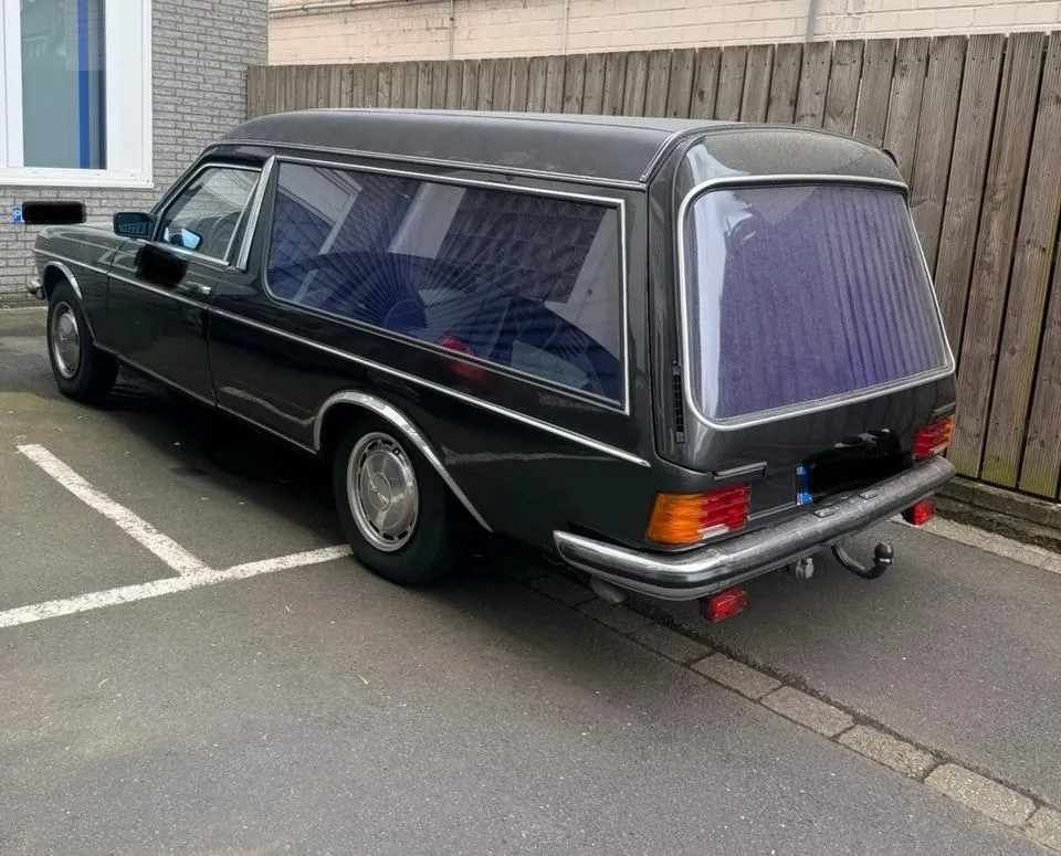 Mercedes-Benz W123