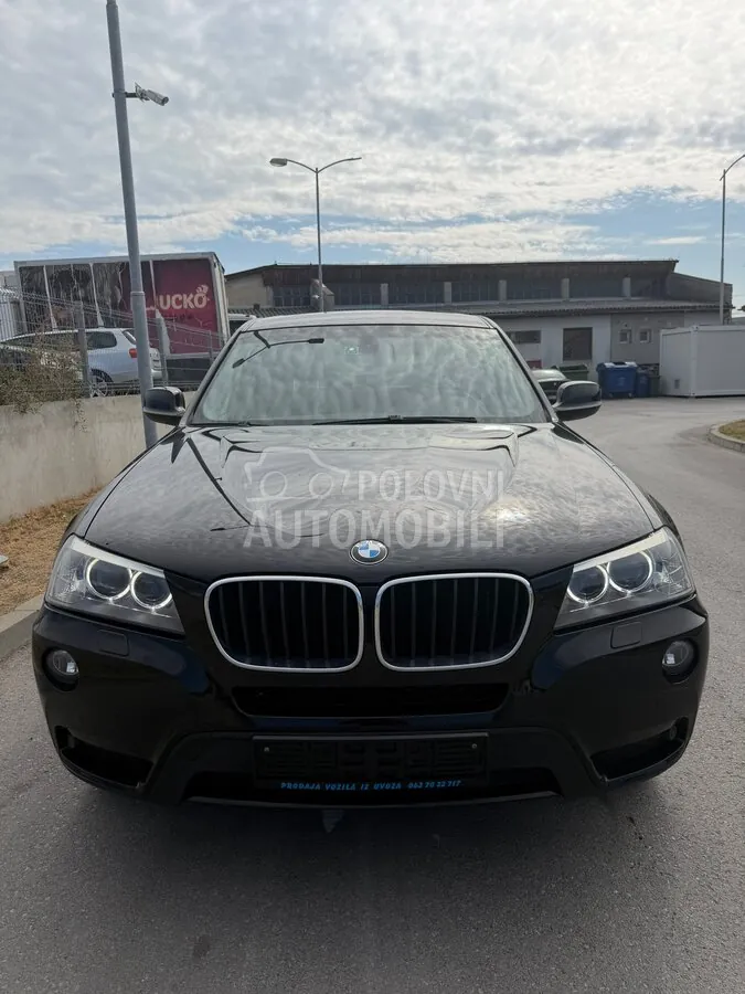 BMW X3 2012 photo 2